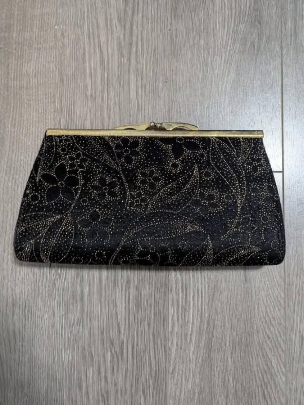 **2/$20 SALE - Vintage Velvet Black and Gold Clutch